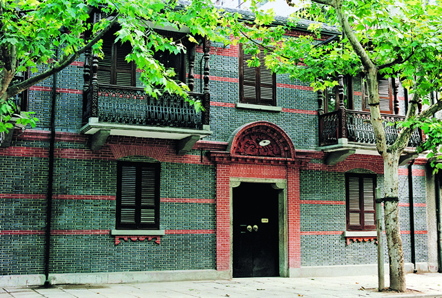 上海白尔路389号的博文女校旧址。1921年7月23日，中共一大预备会议在此举行。这里也是毛泽东等中共一大代表的住宿地。.jpg