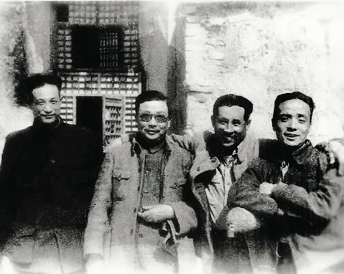 左起：王诤、李克农、廖承志、杨尚昆.jpg