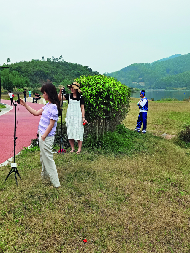 赤河广场1.jpg 赤河广场1.jpg