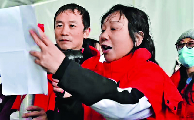 华盛顿北京同乡会理事长、创会会长张益华,会长庚戈华宣读总领事的贺信.jpg 华盛顿北京同乡会理事长、创会会长张益华,会长庚戈华宣读总领事的贺信.jpg