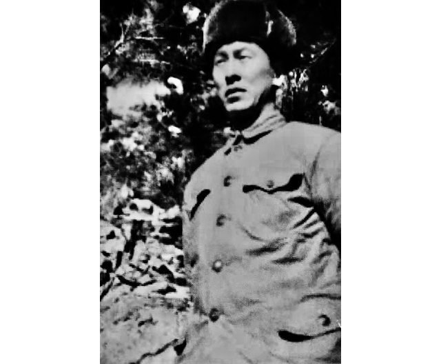1952年李国瑞在朝鲜战场.jpg 1952年李国瑞在朝鲜战场.jpg