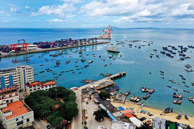 摄影 黄荣钦.jpg