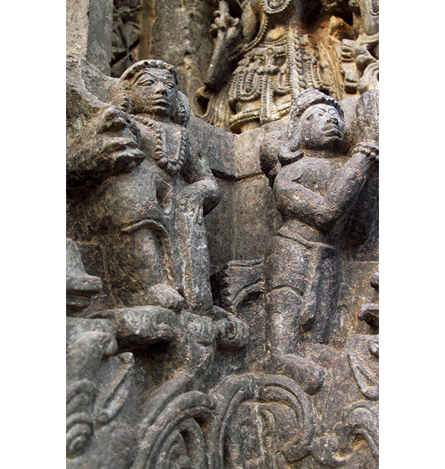 2、印度神庙独特的石雕.jpg