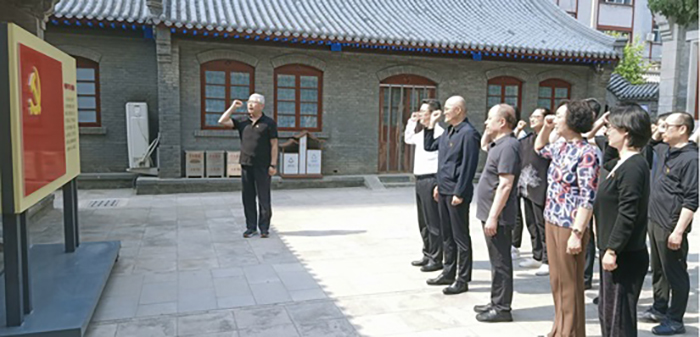 MAIN17154204400448W25P6TOVI.jpg