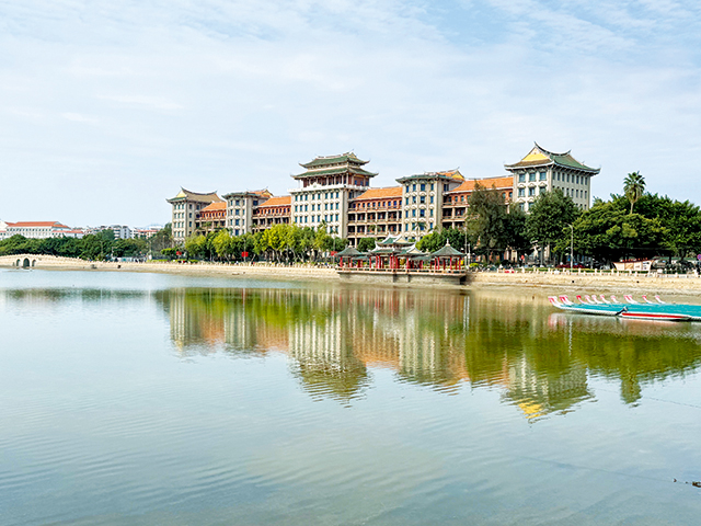 厦门大学 关志斌摄.jpg 厦门大学 关志斌摄.jpg